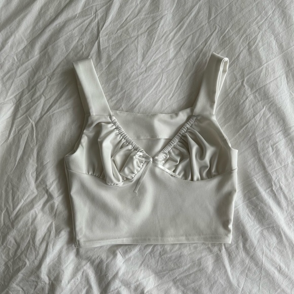 White Crop Top - Picture 1 of 1